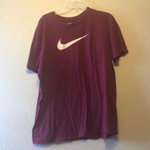 Nike logo tee
